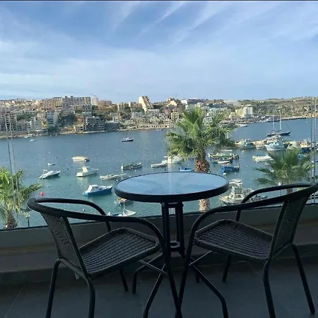 Mediterranean Bliss - Located Right On Waters Edge 아파트 세인트폴스베이