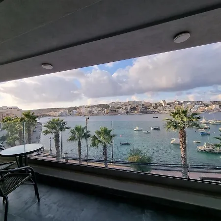 아파트 Mediterranean Bliss - Located Right On Waters Edge *
